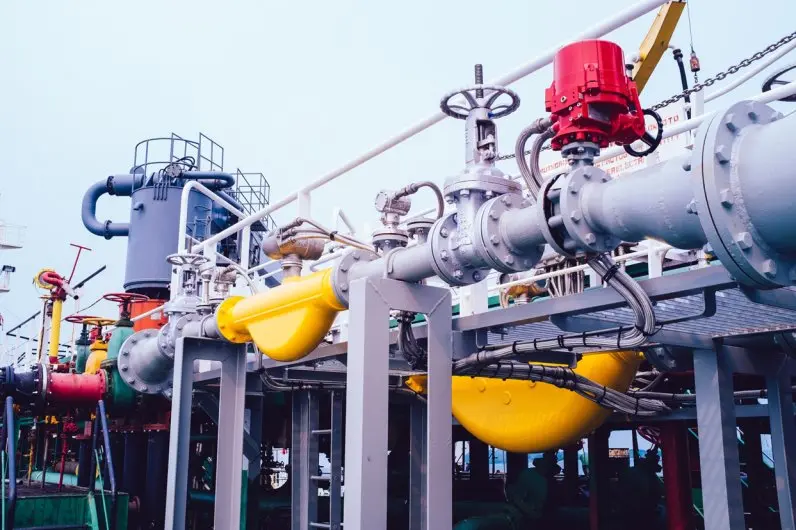 Marine fuel mass-flow metering skid