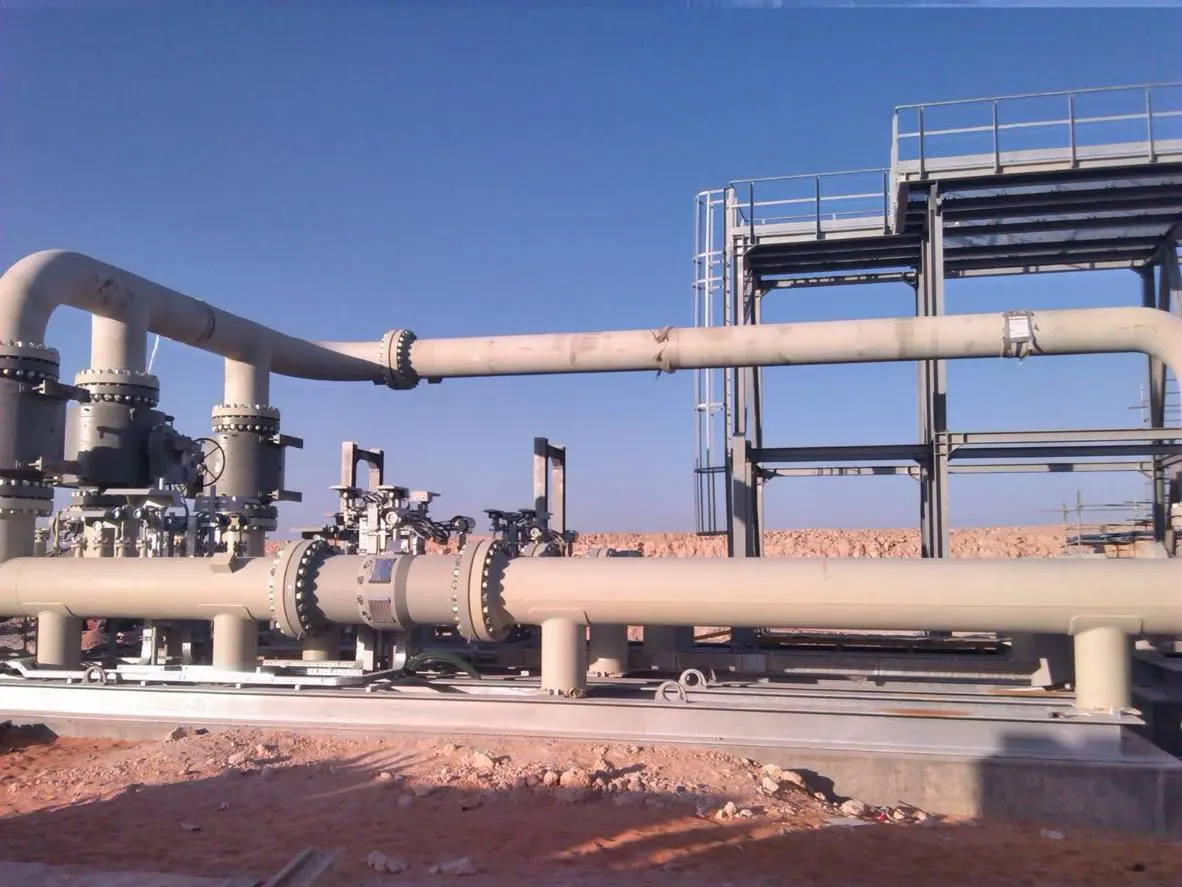 High-pressure gas metering station at a compressor facility