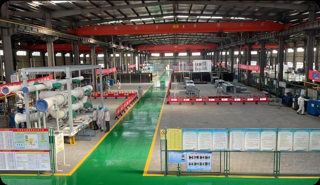 Fabrication workshop with designated production zones