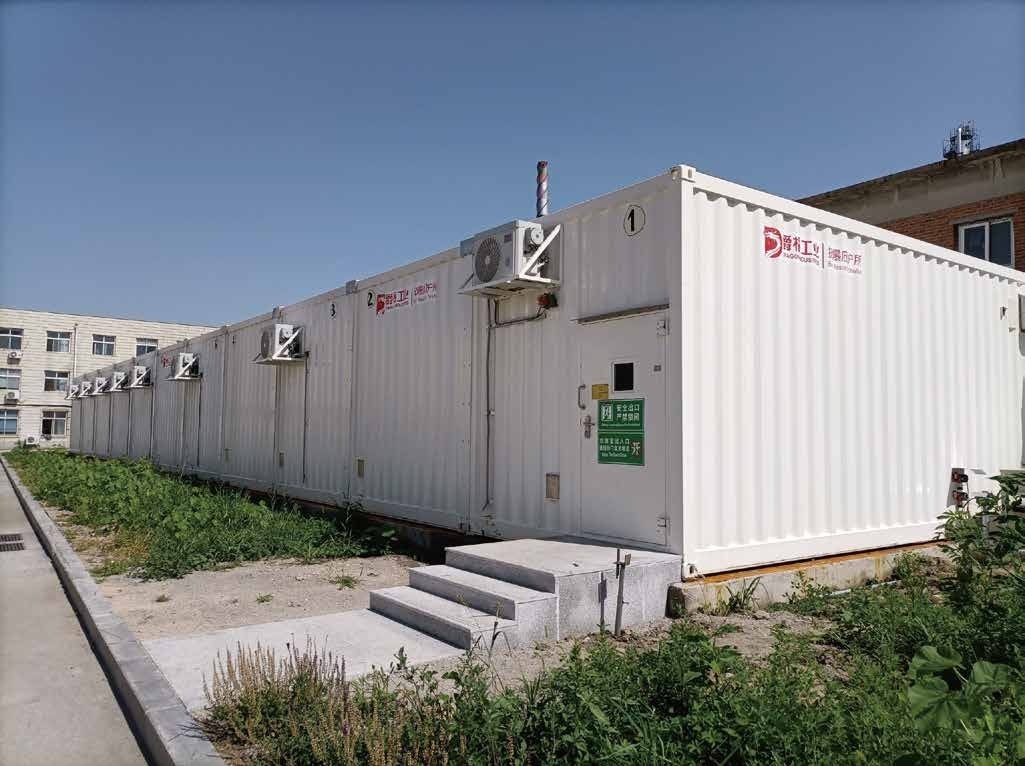Modular refuge exterior